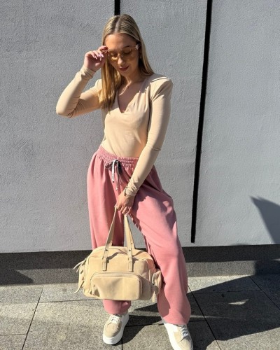 Spodnie dresowe La Milla pudrowy róż