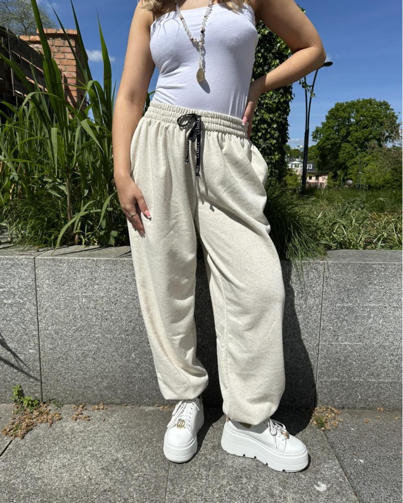 Spodnie dresowe La Milla beżowy melanż