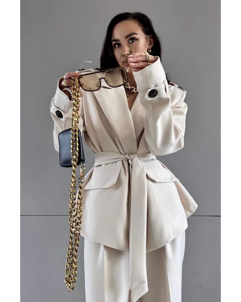 Marynarka Z guzikami na ramionach La Milla beżowa