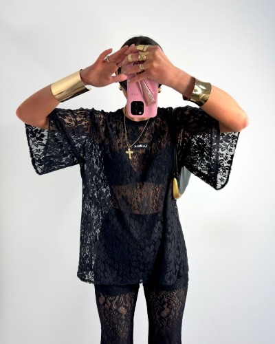 T-shirt koronkowy La Milla czarny