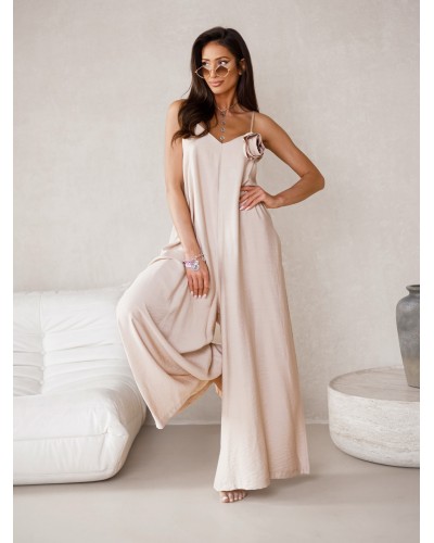 Kombinezon na ramiączkach z różą By o la la...! beżowy