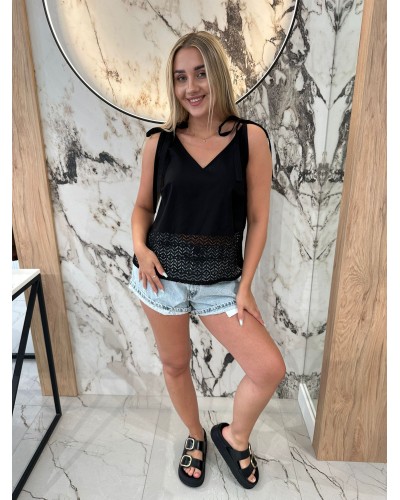 Bluzka z wiązanymi ramionami i ażurowym dołem By o la la...! czarna