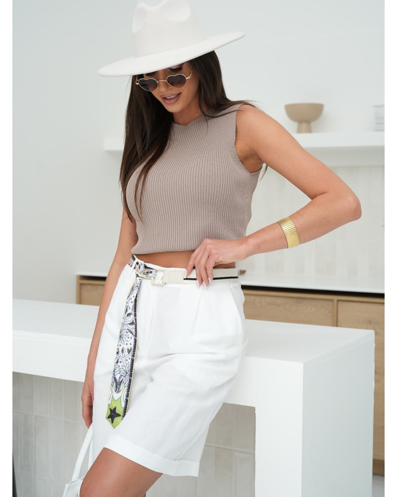 Lniane bermudy z paskiem By o la la...! śmietankowe