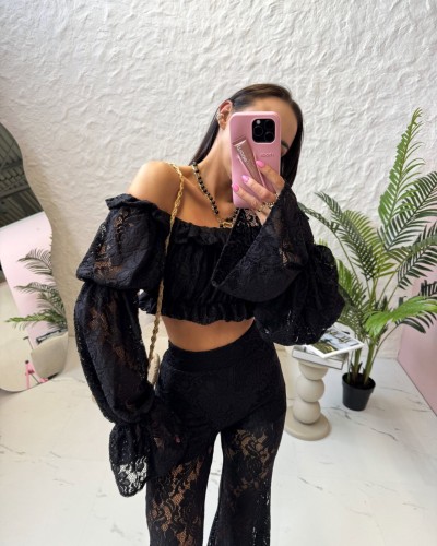 Krótka koronkowa hiszpanka La Milla czarna